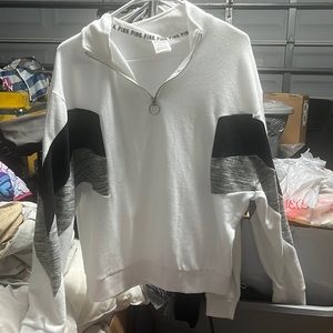 Vs pink pullover